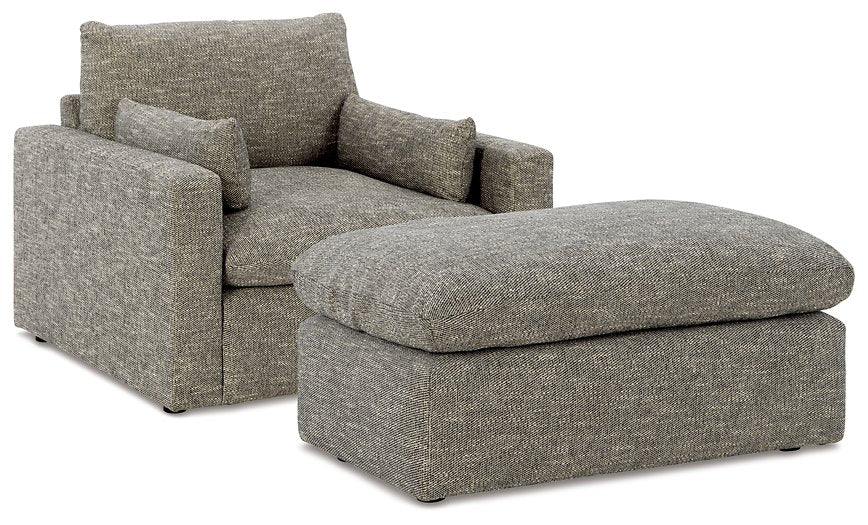 Dramatic Living Room Set - House Of Furniture/Allan's Gallery