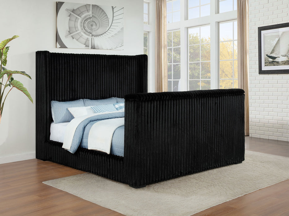 Centergrove Wingback TV Bed
