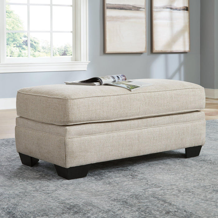 Rilynn Ottoman