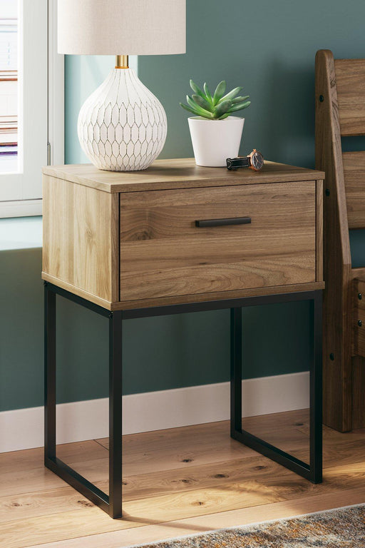 Deanlow Nightstand - House Of Furniture/Allan's Gallery