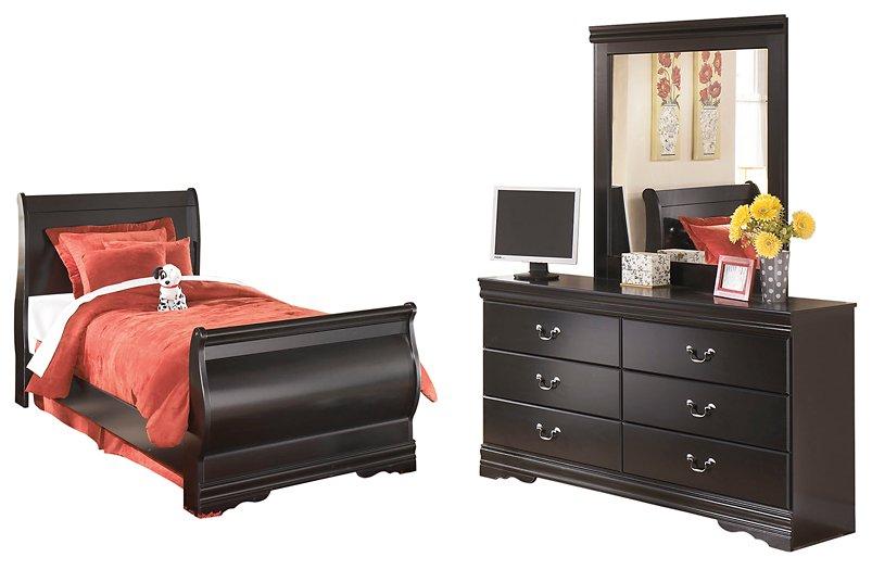 Huey Vineyard Bedroom Set - House Of Furniture/Allan's Gallery