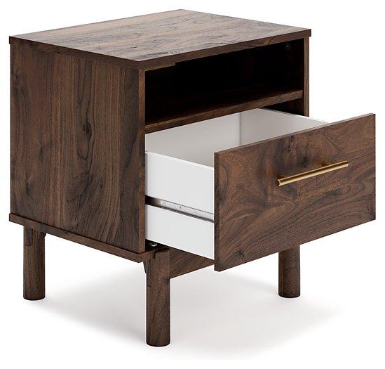 Calverson Nightstand - House Of Furniture/Allan's Gallery