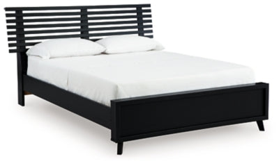 Danziar Queen Slat Bed - House Of Furniture/Allan's Gallery