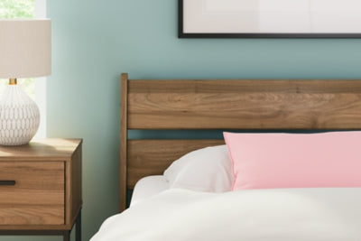 Deanlow Bed - House Of Furniture/Allan's Gallery