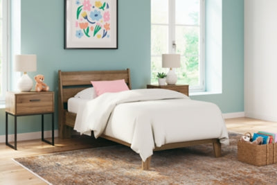 Deanlow Bed - House Of Furniture/Allan's Gallery