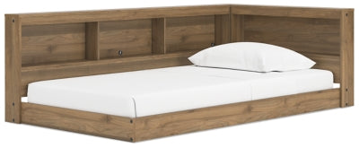 Deanlow Bed - House Of Furniture/Allan's Gallery