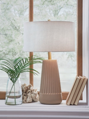 Dellner Table Lamp - House Of Furniture/Allan's Gallery