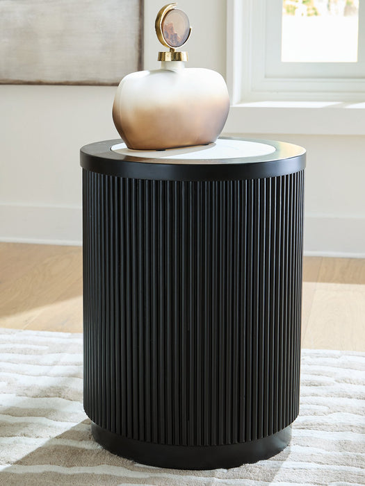 Grayman End Table - House Of Furniture/Allan's Gallery