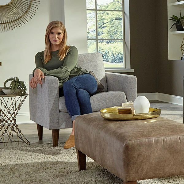 TRAFTON CLUB CHAIR- C10DW