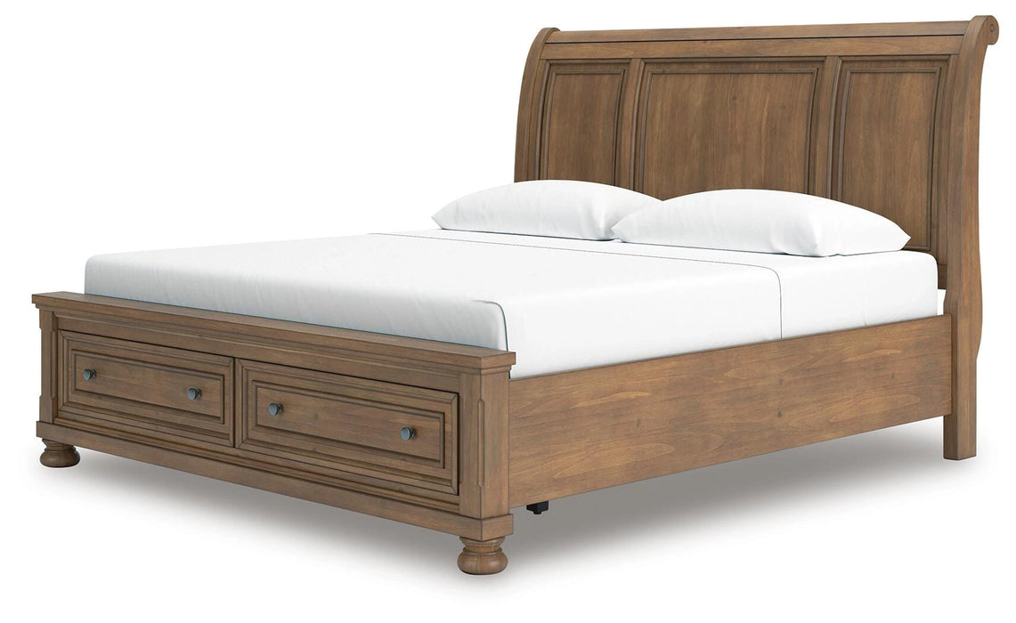 Feddinger Panel Storage Bed