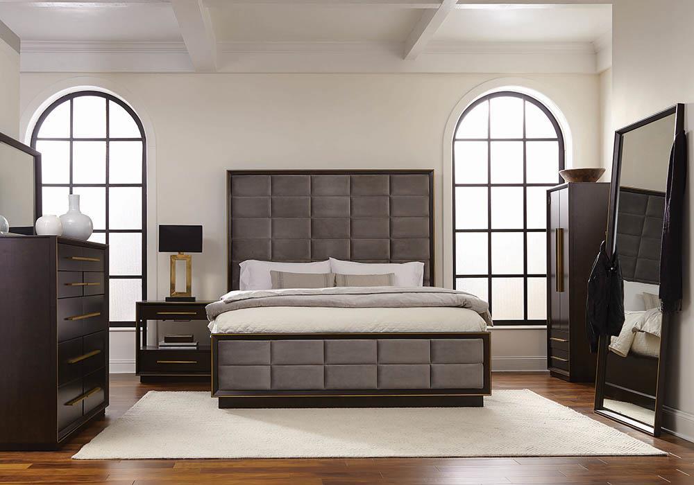 G223263 E King Bed image