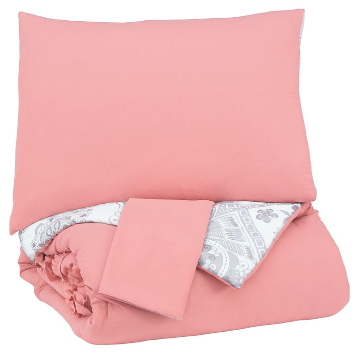 Avaleigh - Comforter Set