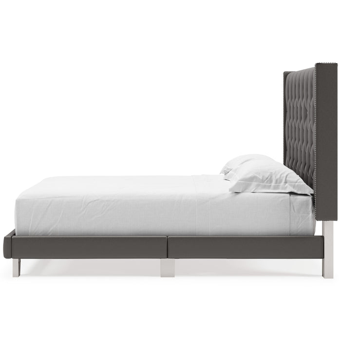 Vintasso - Upholstered Bed
