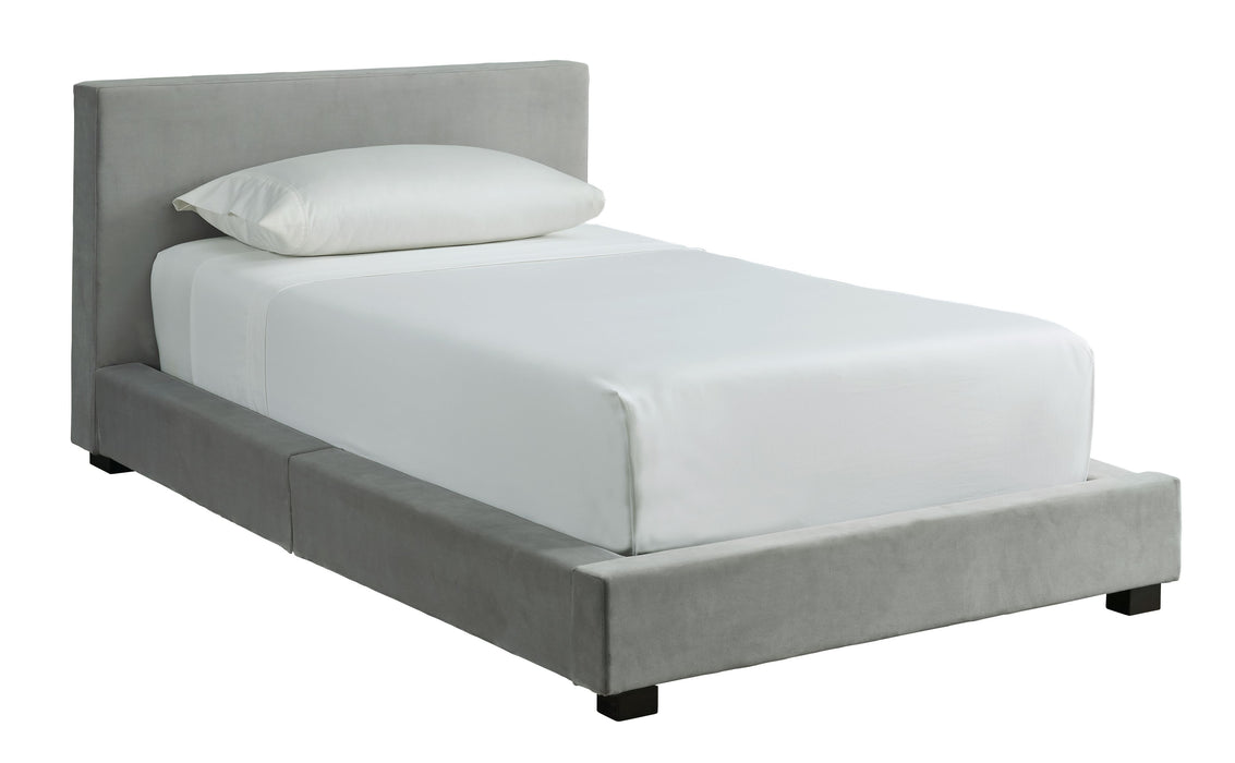 Chesani - Uph Bed W/roll Slats