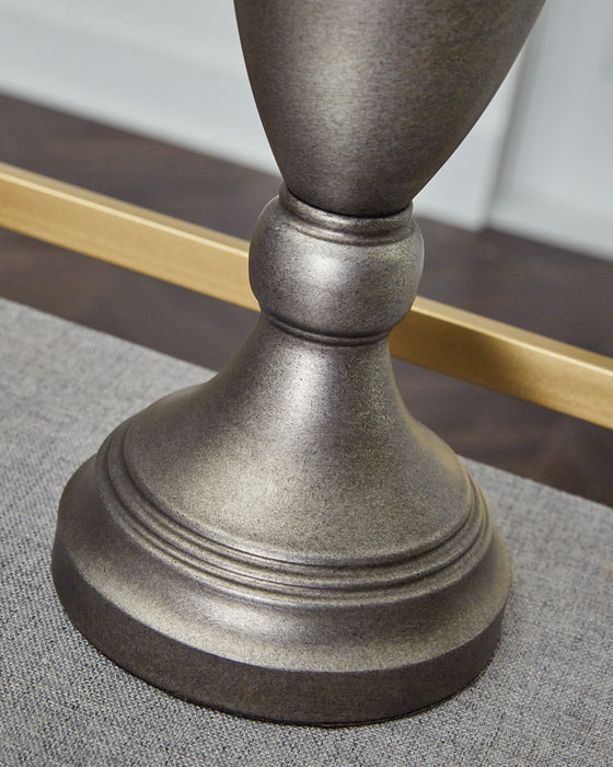 Doraley - Metal Table Lamp (2/cn)