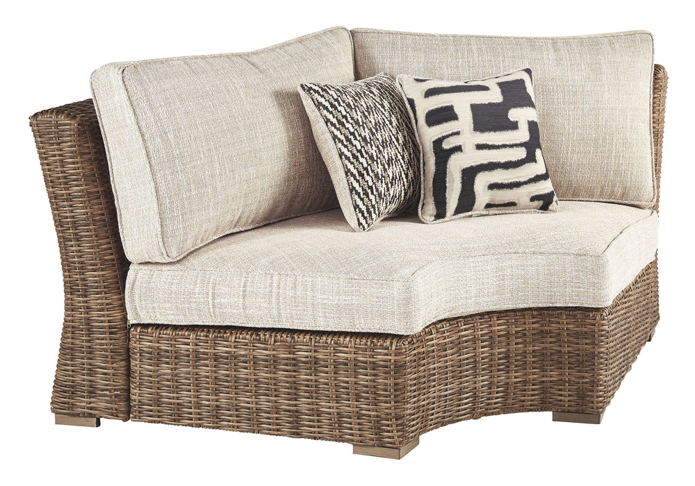 Beachcroft - Curved Corner Chair W/cushion
